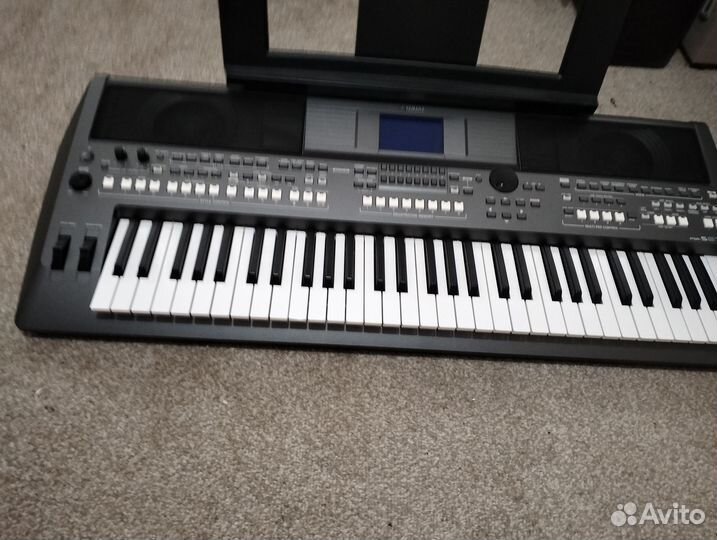 Синтезатор yamaha PSR-S670