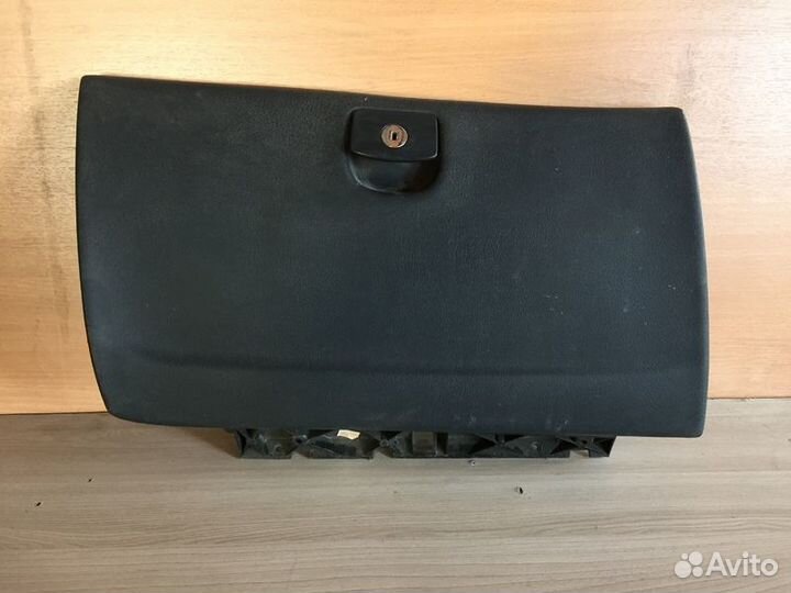 Бардачок Peugeot 407 с2004-2011г Пежо 407 с 2004-2