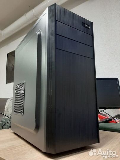 Новый для офиса Intel Pentium G6400/ssd 240/8gb