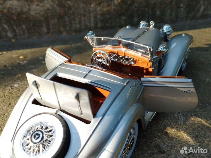 Серебристый Mercedes-Benz 500 K Spezial Roadster