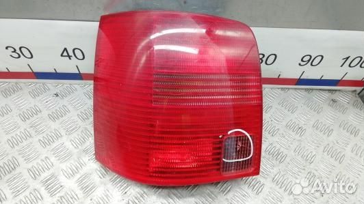 Фонарь задний левый volkswagen passat B5 (2ST15MX0