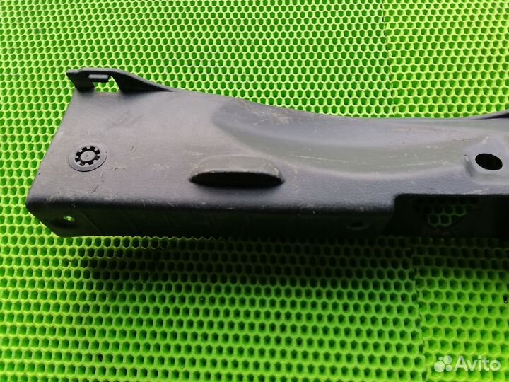 Обшивка багажника Сузуки Лиана