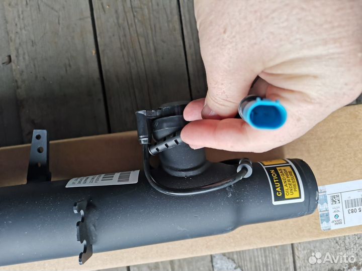 Амортизатор передний Bmw X5 X6 37106875083 новый