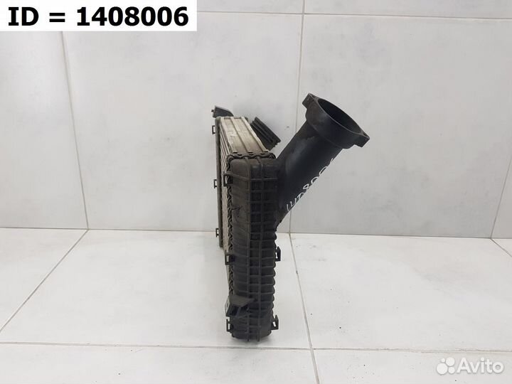 Радиатор интеркулера Volkswagen Touareg