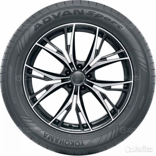 Yokohama Advan Sport V107 275/35 R22 104Y