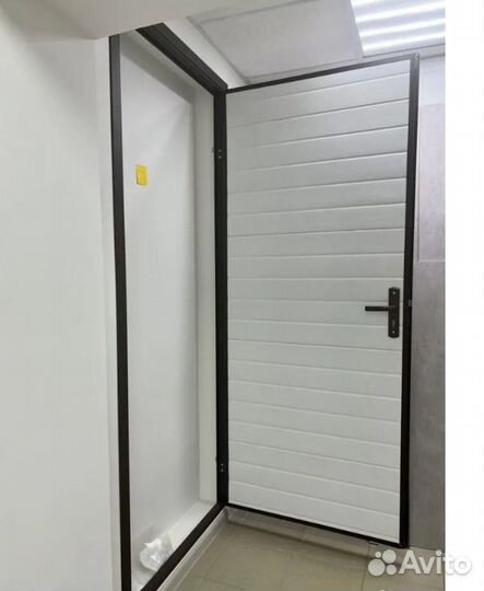 Гаражная дверь Doorhan Ultra