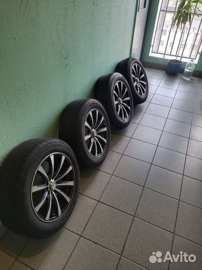 Bridgestone Turanza T001 205/60 R16