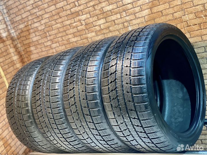 Toyo Observe GSi-5 295/40 R21