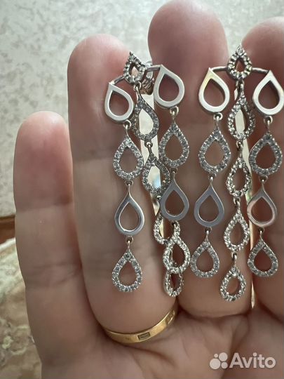 Серьги и кольцо с бриллиантами 750 проба