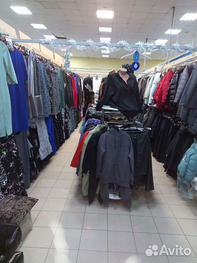 Продам женскую одежду