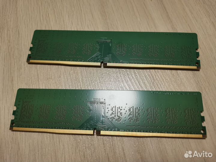 Оперативная память Crucial DDR4-2400 2х4 Гб, CL17