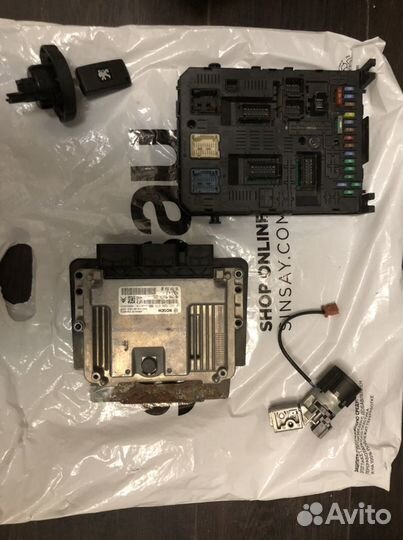 Блок управления двигателя Peugeot 308 2011 г.в