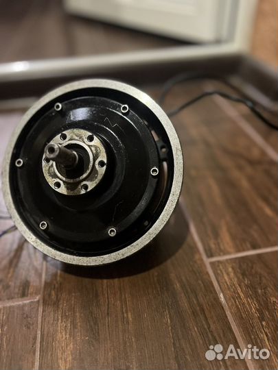 Мотор колесо для электросамоката