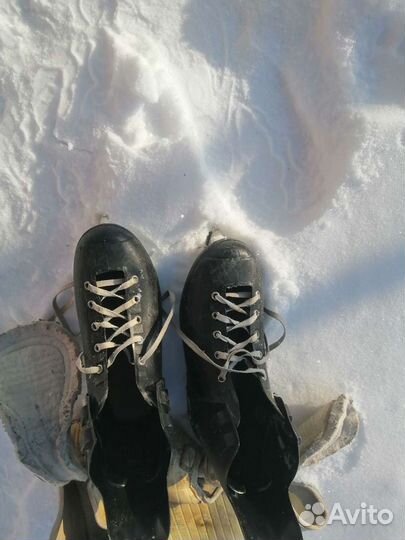 Коньки хоккейные 40р-р