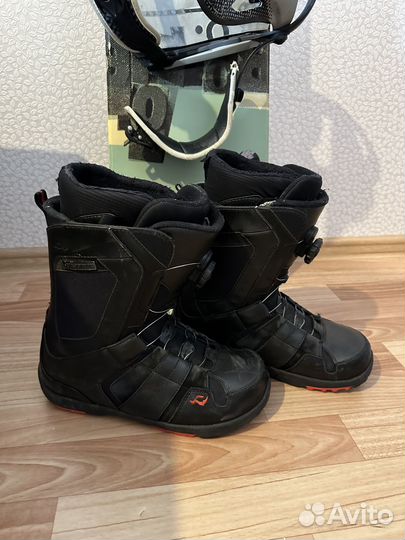 Сноуборд bone с ботинками