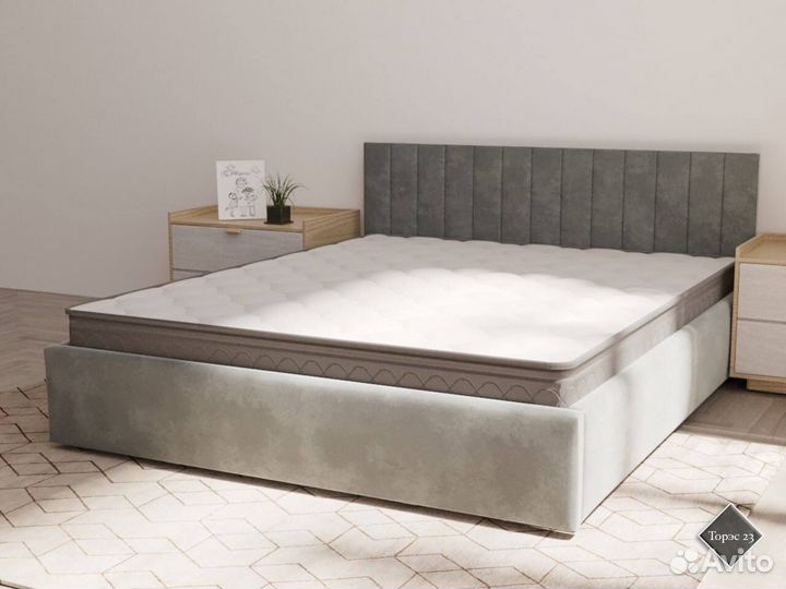 Мягкая кровать с матрасом 160/200