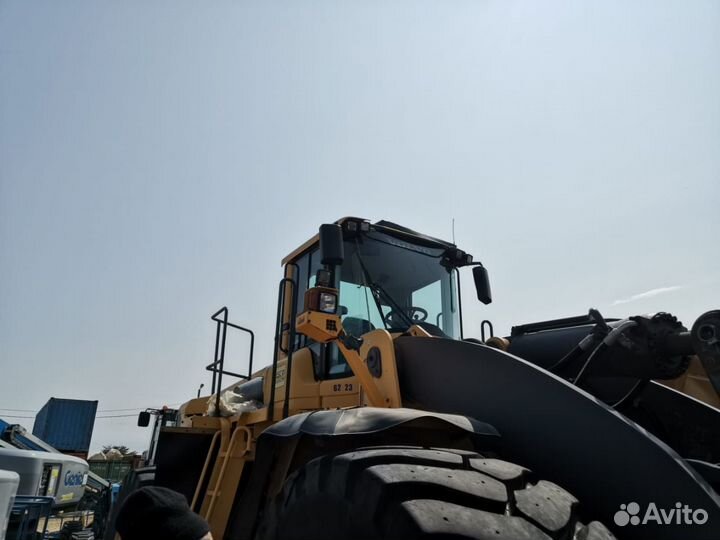 Фронтальный погрузчик Volvo L150F, 2008