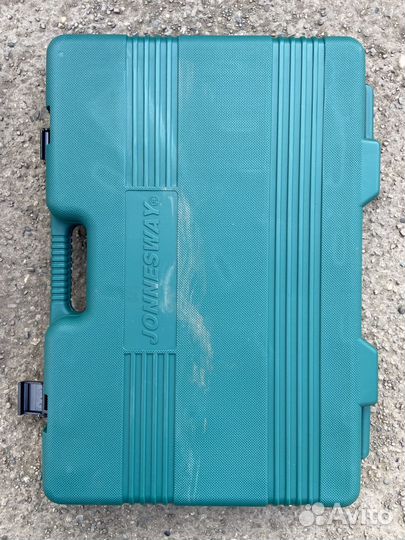 Набор инструментов Jonnesway s04h524127s