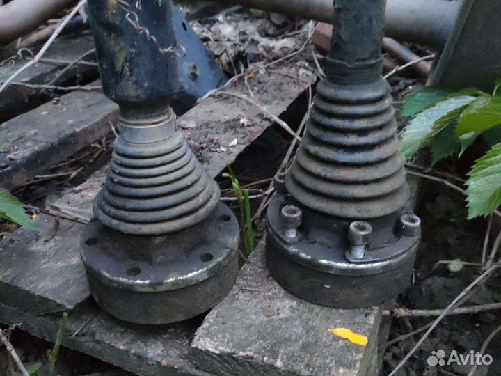 Гранаты внутренние шрус golf 6 левая и правая