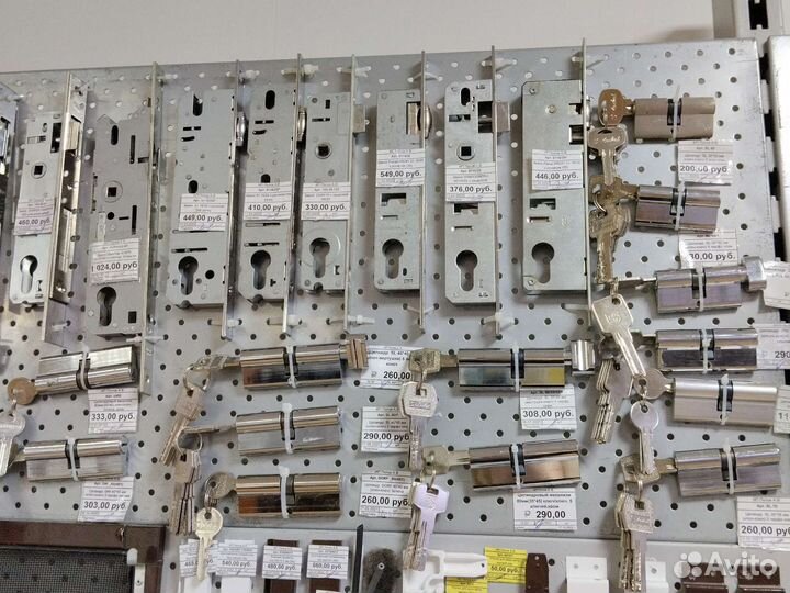 Комплектующие для пластиковых окон