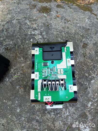 Аккумулятор DeWalt 18v 9ah