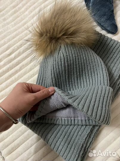 Шапка шарф с натуральным помпоном женская зимняя