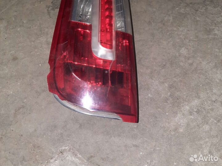 Задний левый фонарь ford c-max