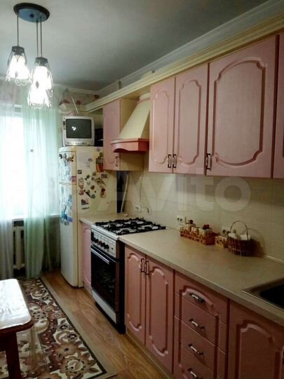 2-к. квартира, 63 м², 1/9 эт.