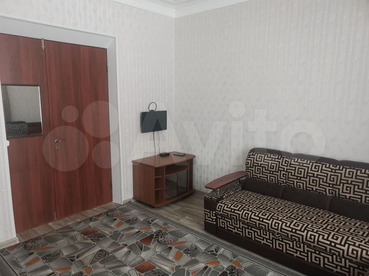 Комната 20 м² в 3-к., 1/2 эт.