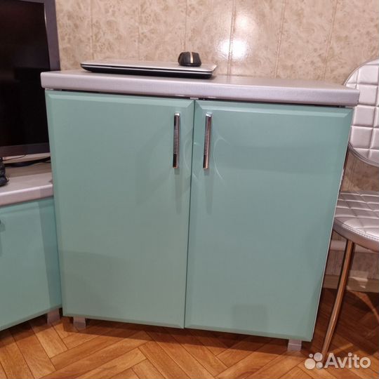 Тумбочка под телевизор или аквариум