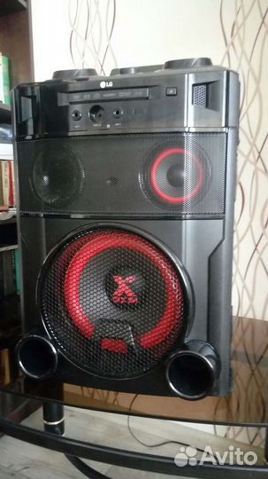 LG ом 7550К. 1000 Вт