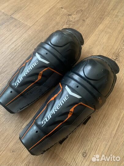 Щитки хоккейные детские 8