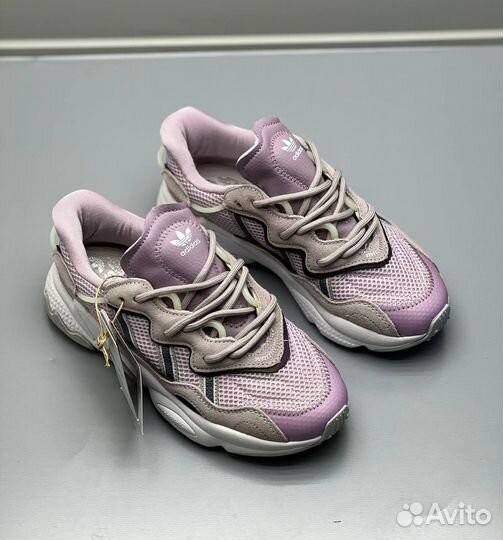 Кроссовки adidas ozweego женские