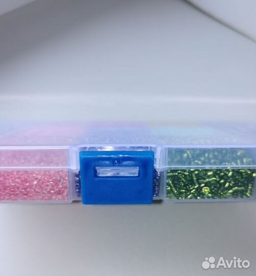 Набор бисера в органайзере