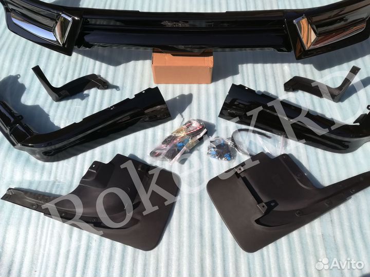 Обвес Toyota Land Cruiser 200 с 16 г TRD Качество