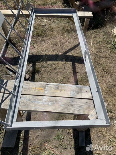 Дверь решетка