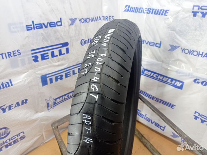 Michelin Pilot Power-4 GT 120/70/17 Арт-14 2(М)