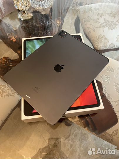 iPad pro 12.9 4 поколение
