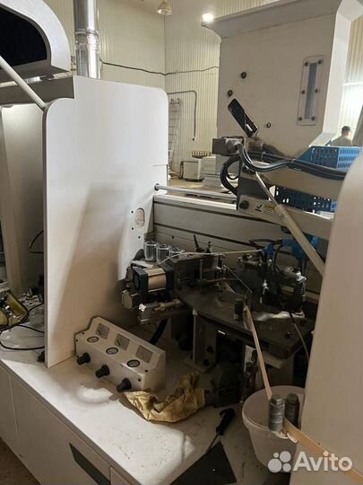 Кромкооблицовочный станок KDT KE-468jska