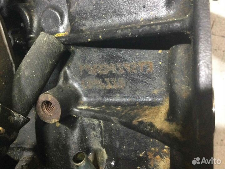 Двигатель Mitsubishi Carisma 2004 F9Q2 1.9