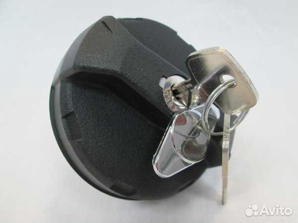 Крышка бака с замком Can-Am Commander Maverick