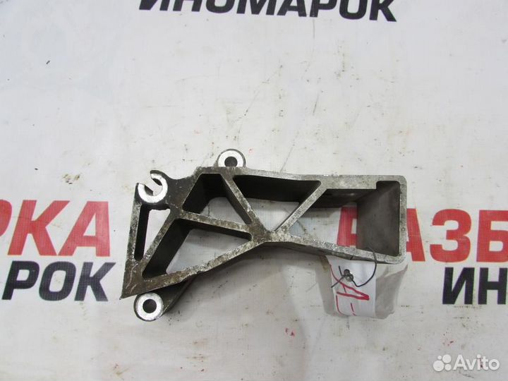 Кронштейн двигателя задний для Volvo XC70 1 Cross