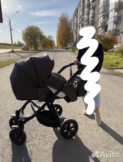 Продам коляску 2 в 1
