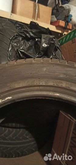 Yokohama Advan S/T V801 285/45 R19 107W