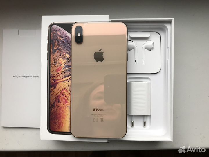 Телефон iPhone XS max 256gb