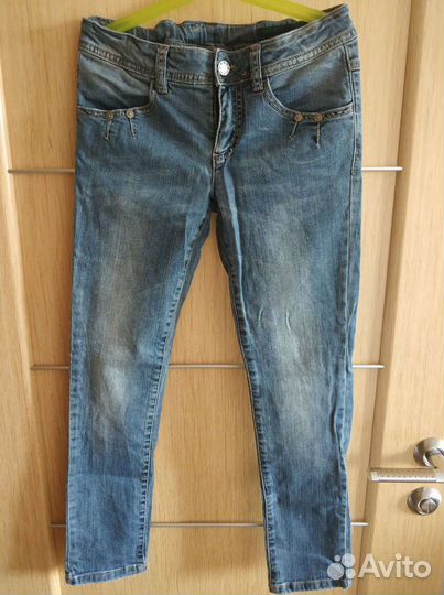 Джинсы