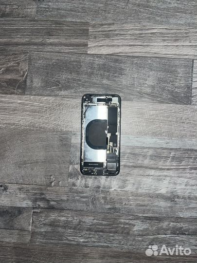 iPhone SE, 128 ГБ