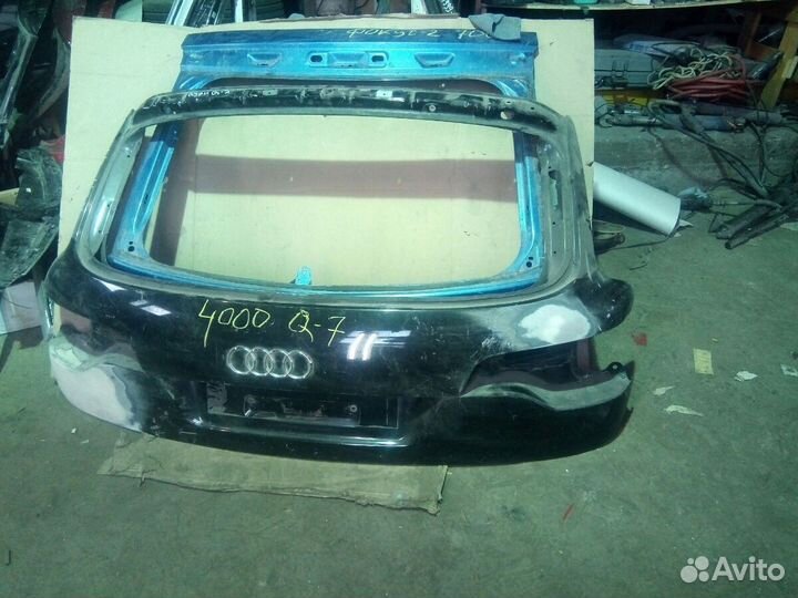Ауди ку7 Q7 крышка багажника