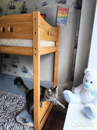 Двухъярусная кровать бу с матрасами