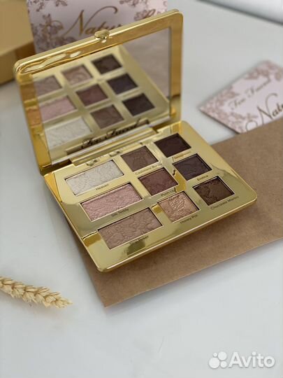 Палетка теней too faced